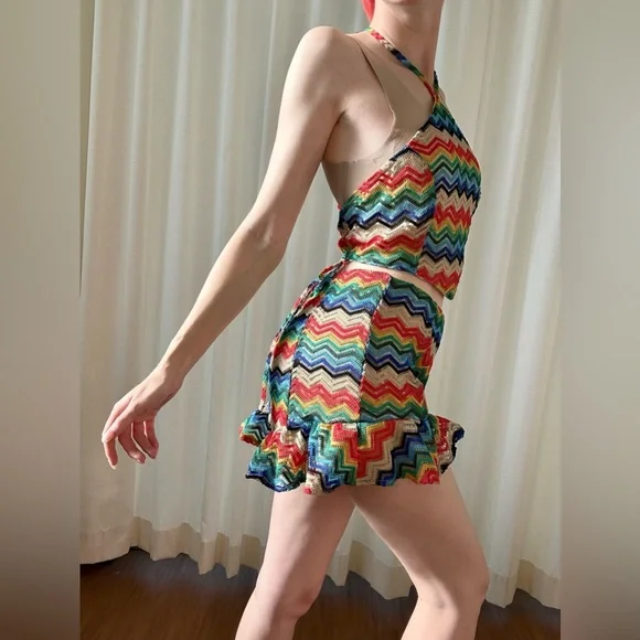Rainbow Rocking Short Set Halter Top Chevron Ruffled - Picture 4 of 13